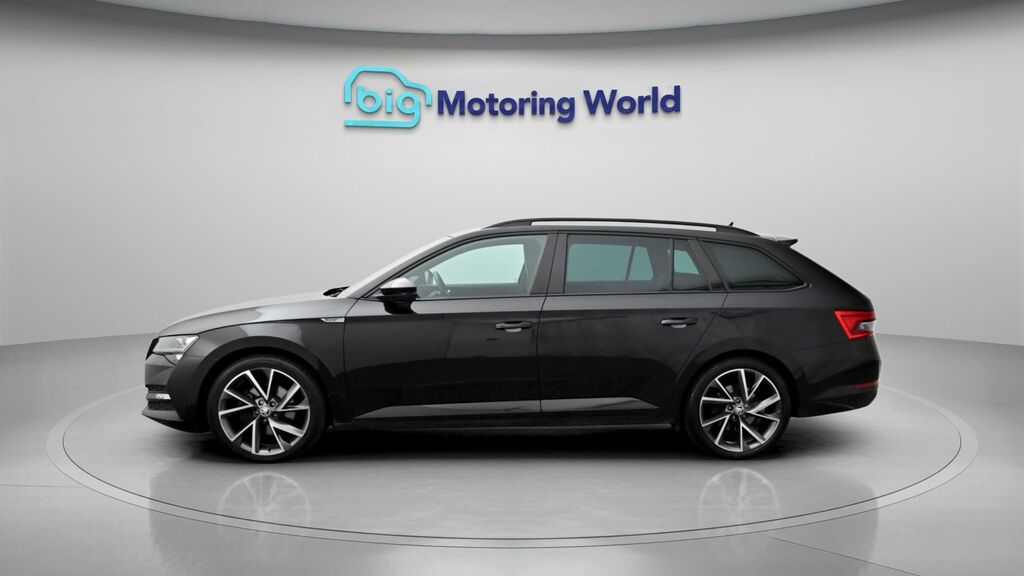 Skoda Superb Se Technology Black #4