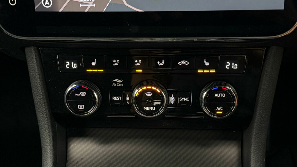 Skoda Superb Se Technology Black #11