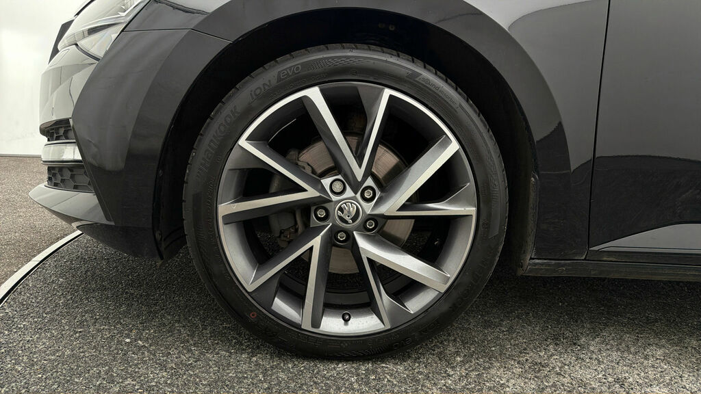 Skoda Superb Se Technology Black #17