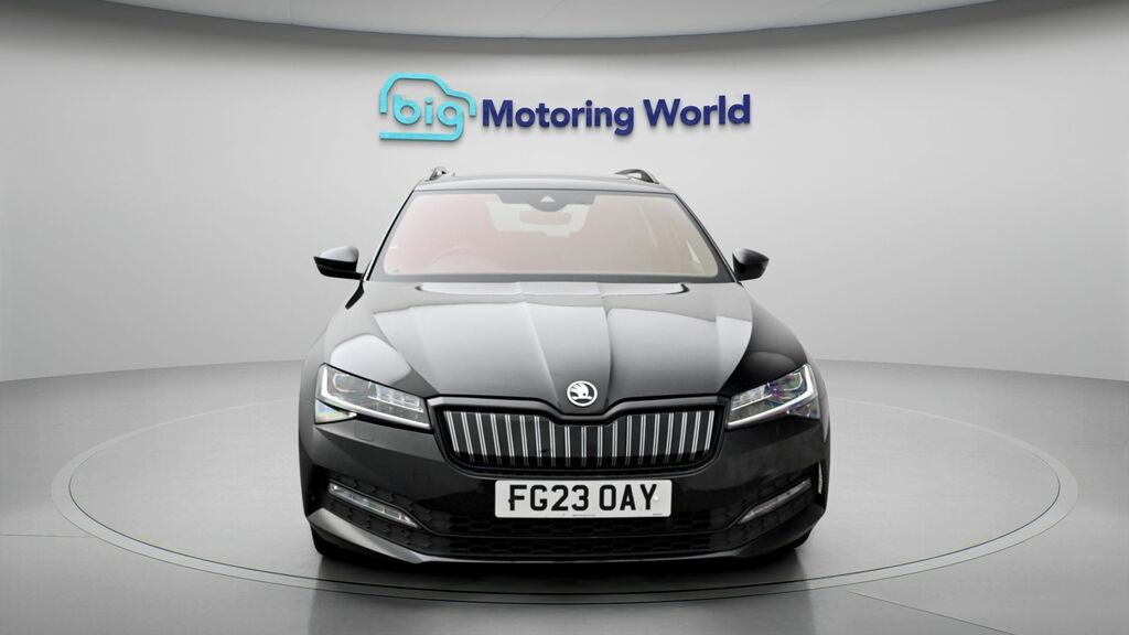 Skoda Superb Se Technology Black #2