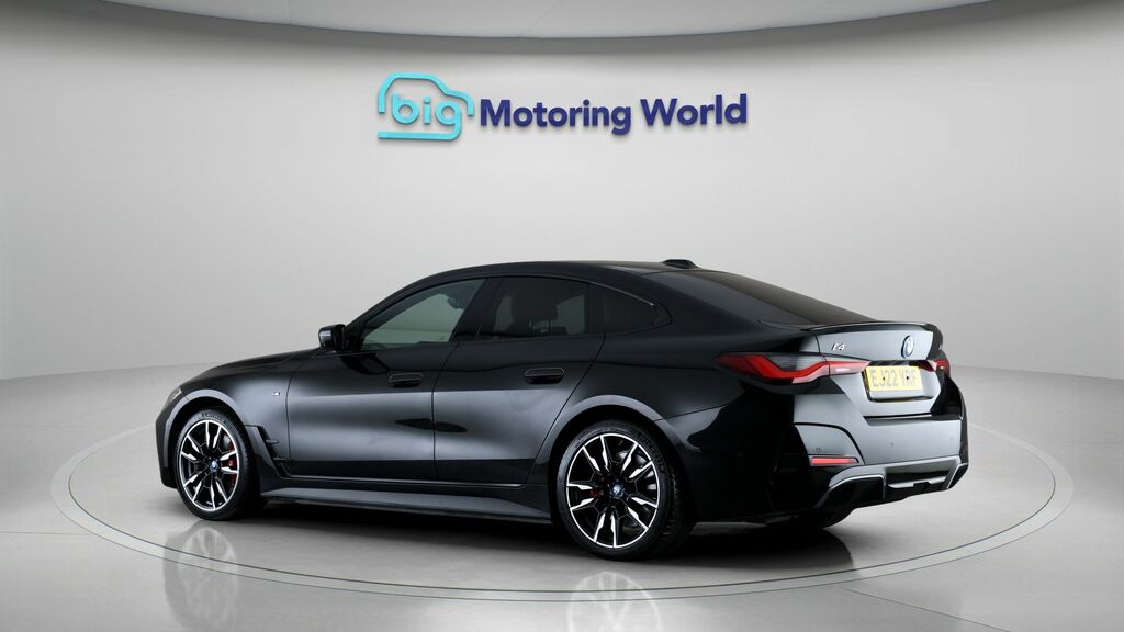 BMW i4 M50 Black #5