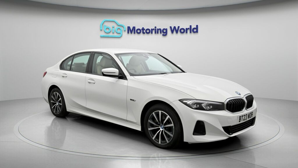 BMW 3 Series Sport White