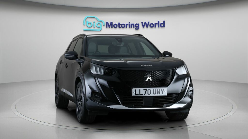 Peugeot e-2008 Gt Black #2