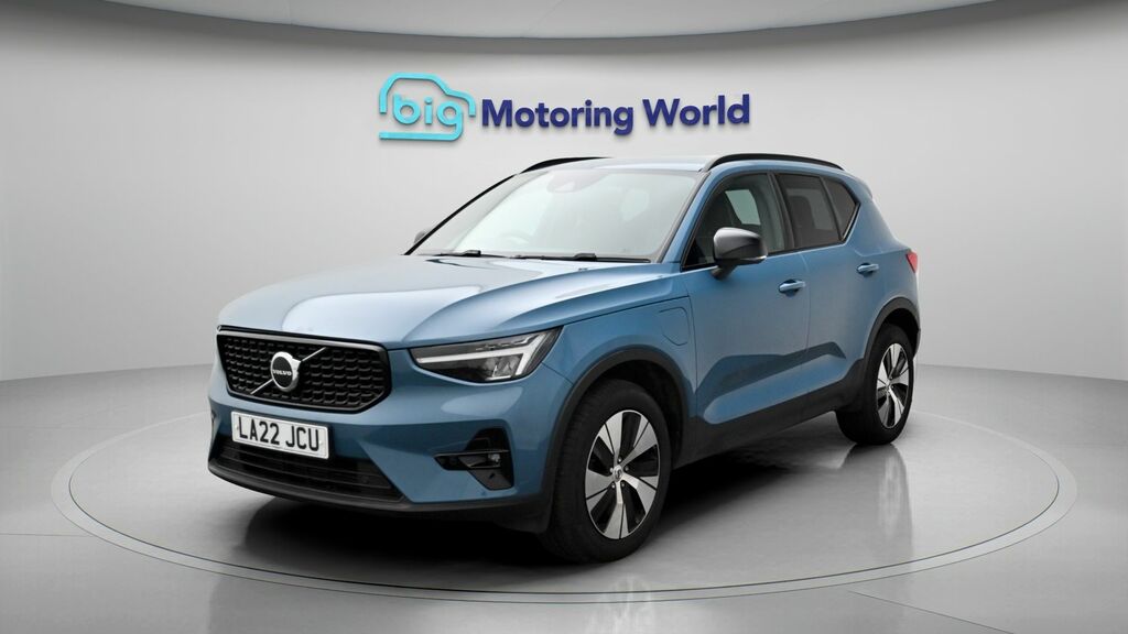 Volvo XC40 Plus LA22JCU Blue #3