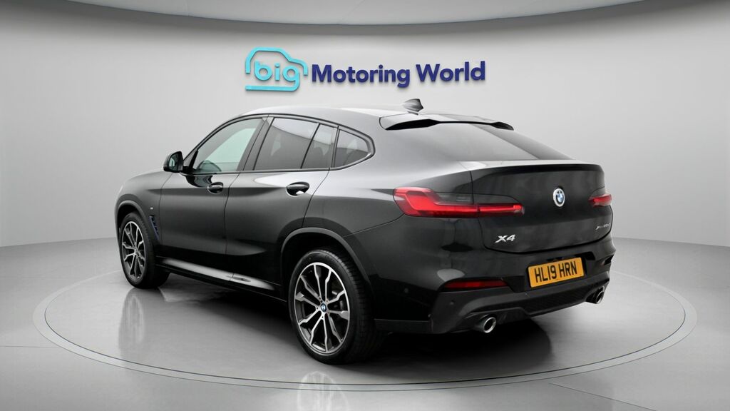 BMW X4 M M Sport Black #5