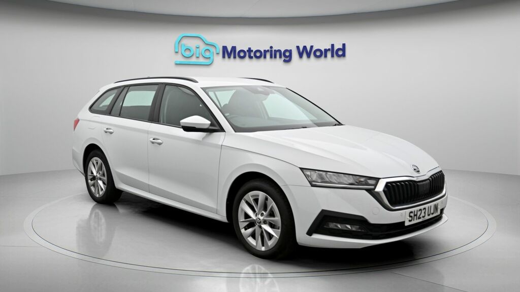 Skoda Octavia Se Technology White