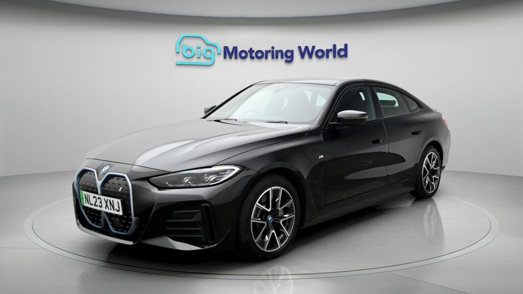 BMW i4 M Sport NL23XNJ Black #3