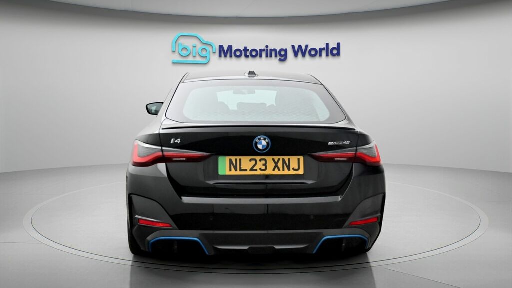 BMW i4 M Sport NL23XNJ Black #6