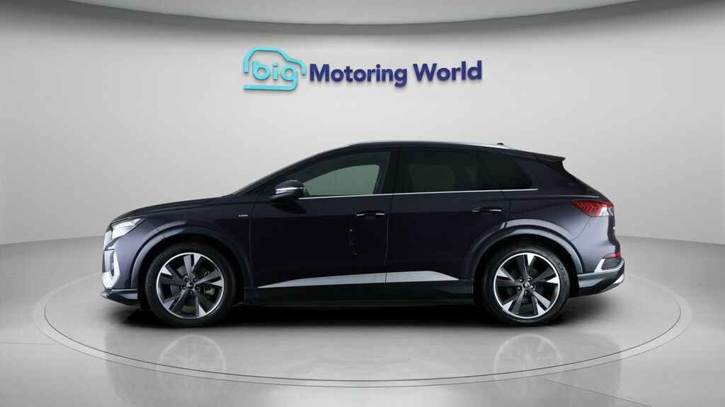 Audi Q4 E Tron S Line YK22ZDT Purple #4