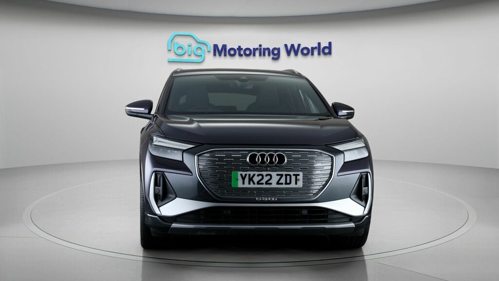 Audi Q4 E Tron S Line YK22ZDT Purple #2