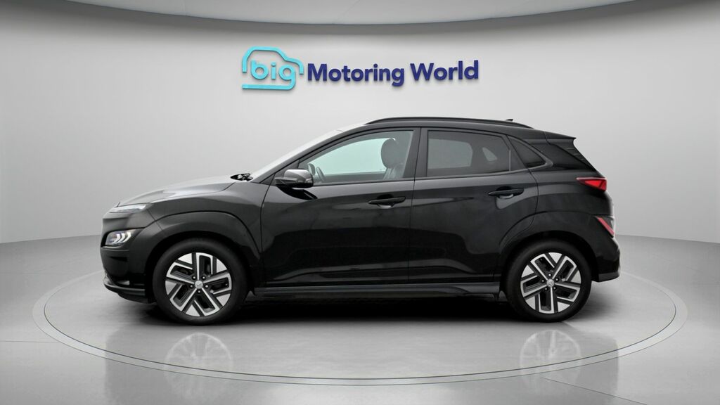 Hyundai Kona Ultimate Black #4
