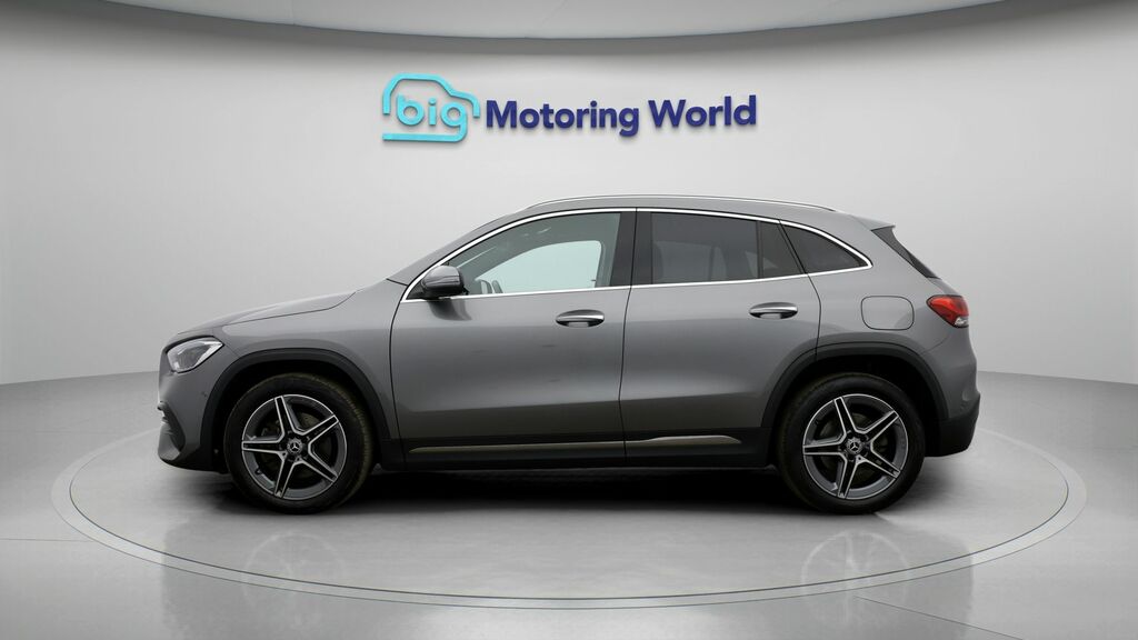 Mercedes-Benz GLA Class Exclusive Edition Grey #4