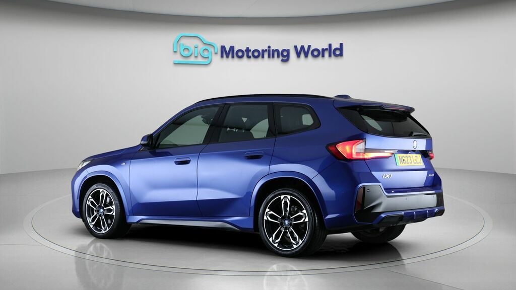 BMW iX1 M Sport Blue #5
