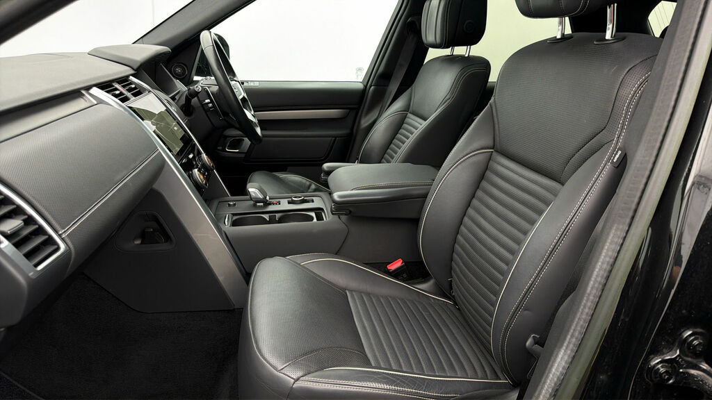 Land Rover Discovery Black #13