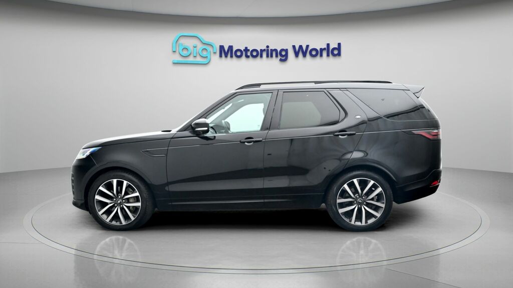Land Rover Discovery Black #4