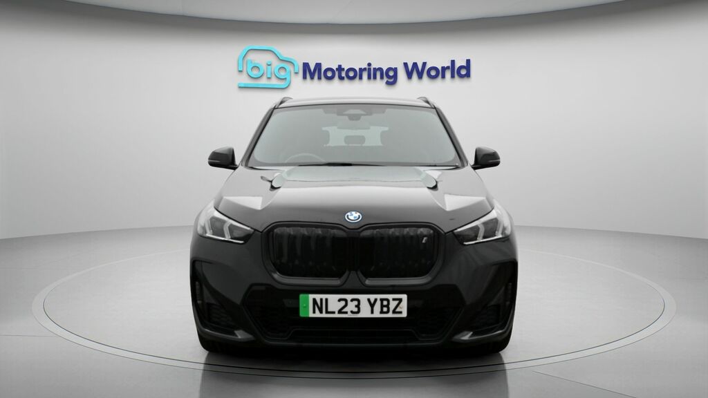 BMW iX1 M Sport Black #2