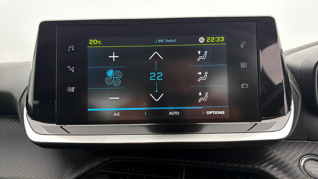 Peugeot e-2008 Suv Black #11