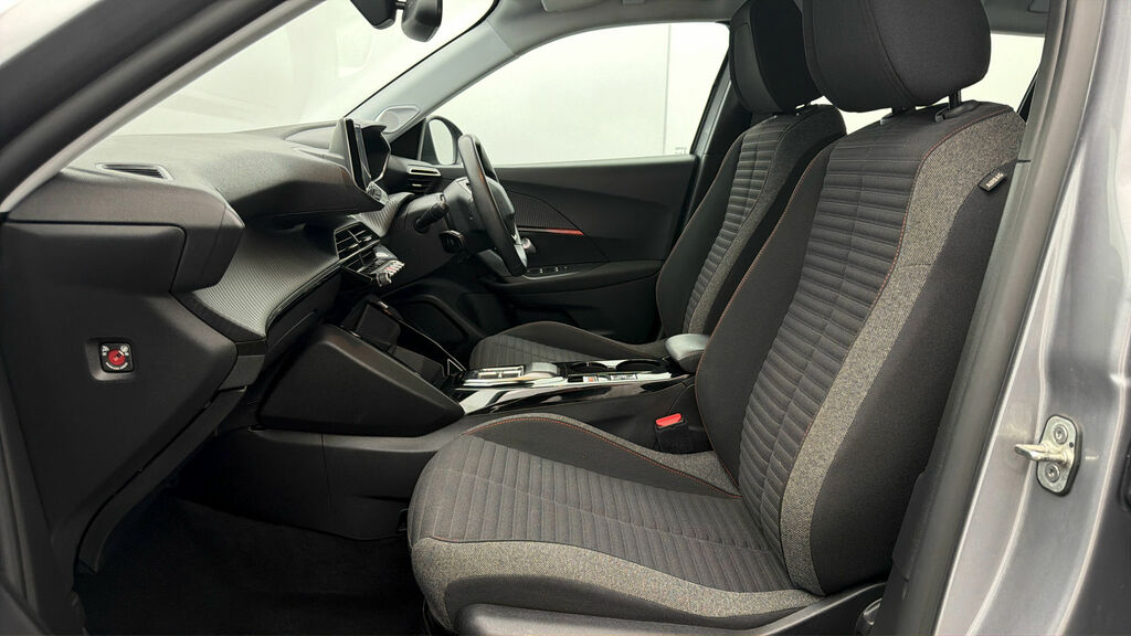 Peugeot e-2008 Suv Black #13