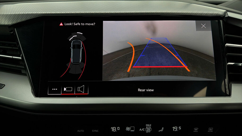 Audi Q4 E Tron 45 Black Edition 82Kwh Black #25
