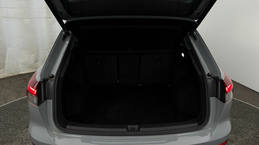 Audi Q4 E Tron 45 Black Edition 82Kwh Black #16