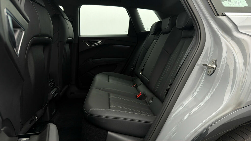 Audi Q4 E Tron 45 Black Edition 82Kwh Black #15