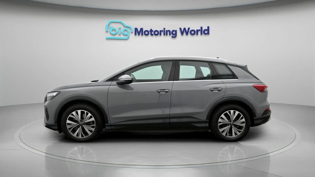 Audi Q4 E Tron 45 Black Edition 82Kwh Black #4