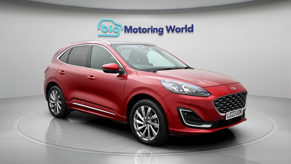 Ford Kuga Vignale Red