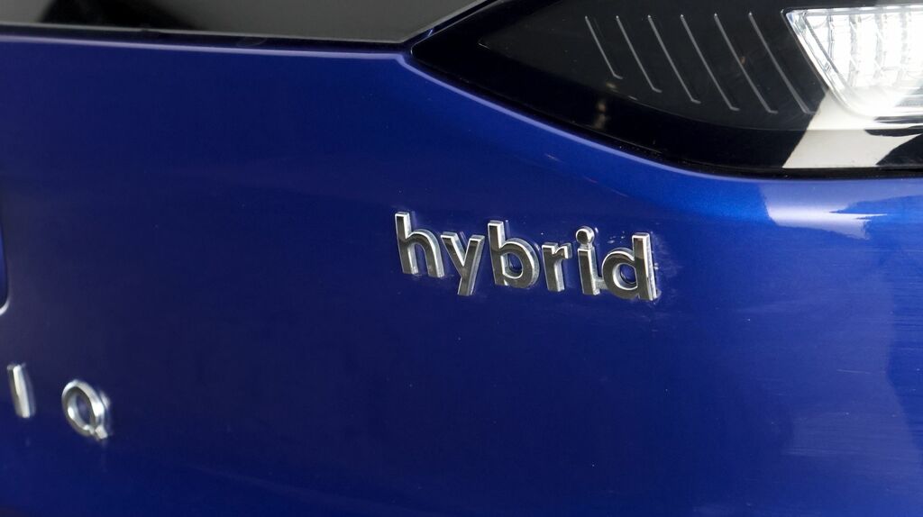 Hyundai Ioniq Hatchback Blue #19
