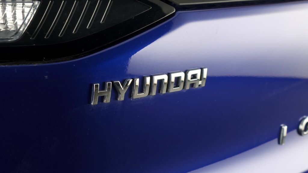Hyundai Ioniq Hatchback Blue #18
