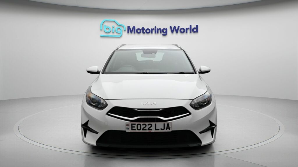 Kia Ceed 2 White #2