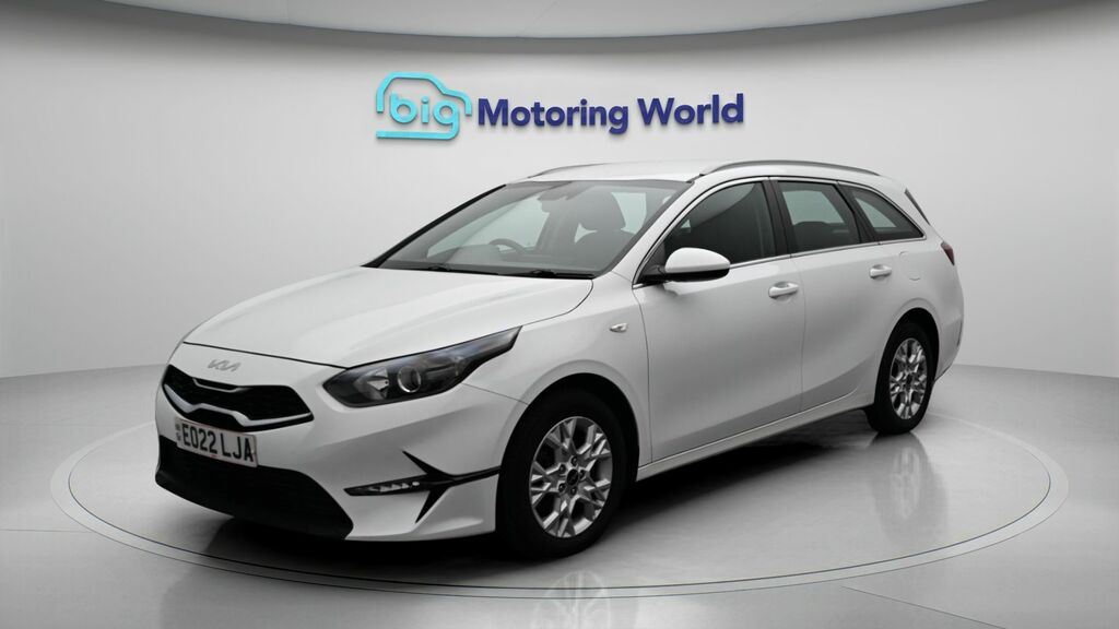 Kia Ceed 2 White #3