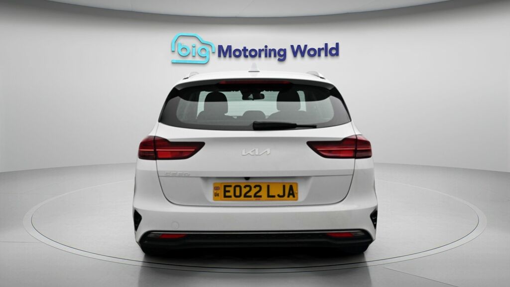 Kia Ceed 2 White #6