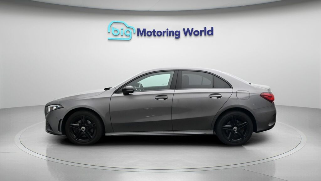 Mercedes-Benz A Class Amg Line HX72UUP Grey #4