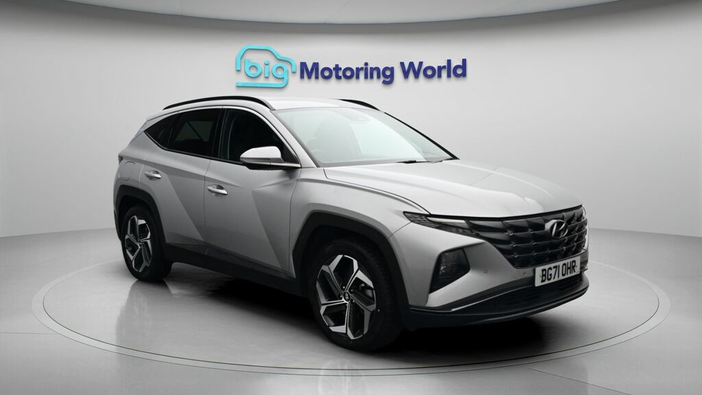 Hyundai Tucson Premium Silver
