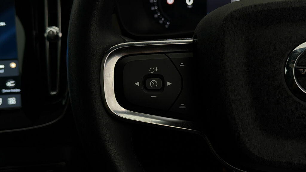 Volvo C40 Twin Ultimate Black #22