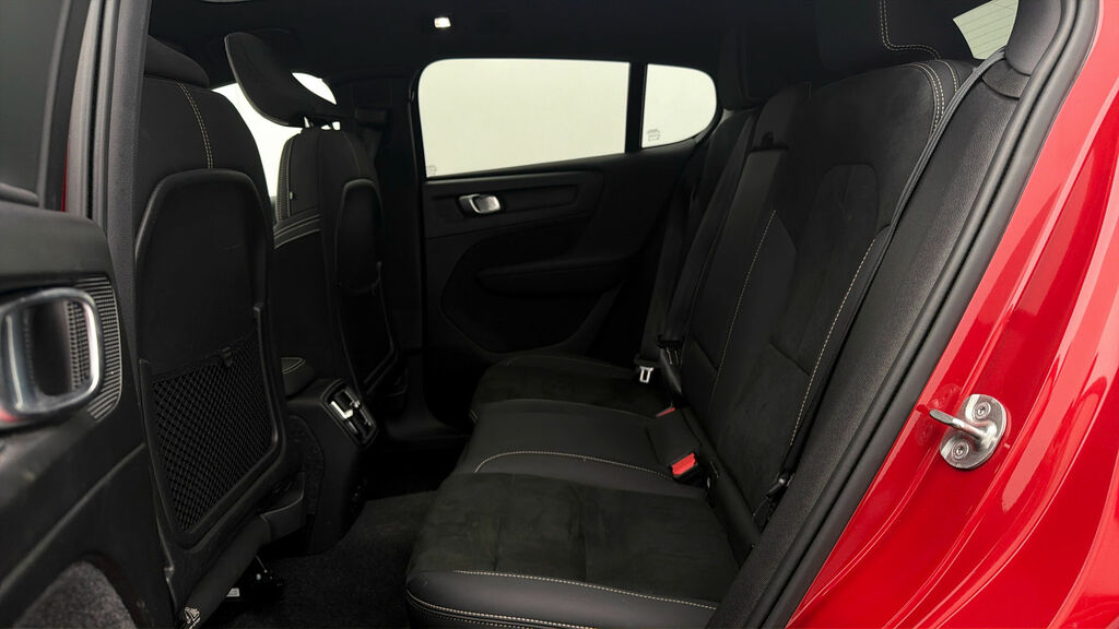 Volvo C40 Twin Ultimate Black #15