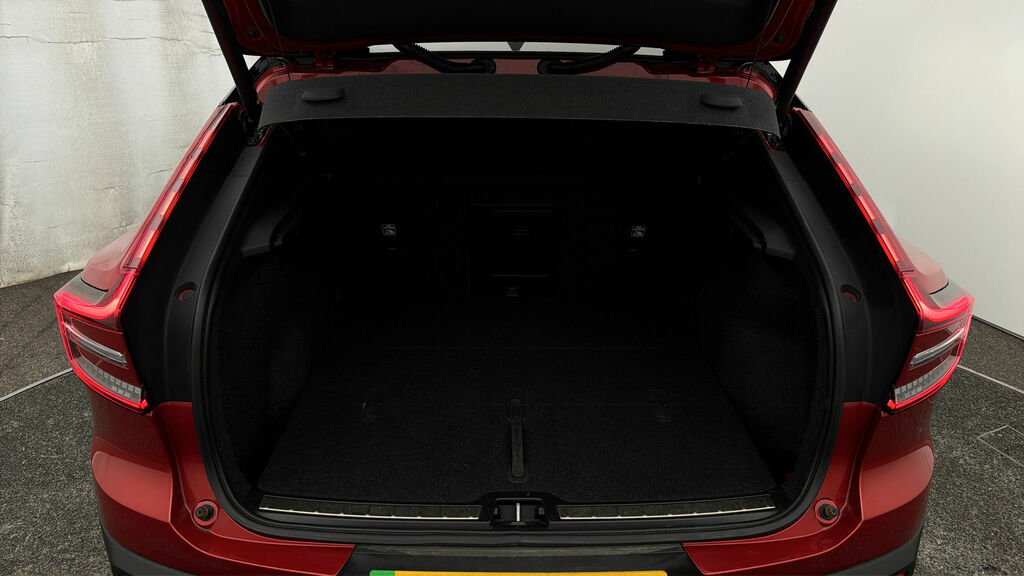 Volvo C40 Twin Ultimate Black #16