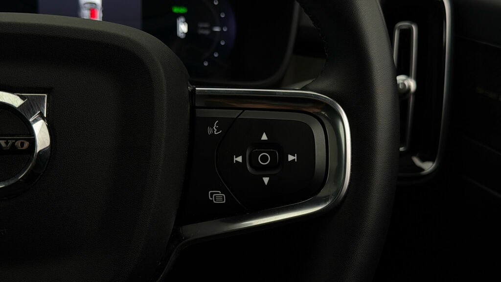 Volvo C40 Twin Ultimate Black #23