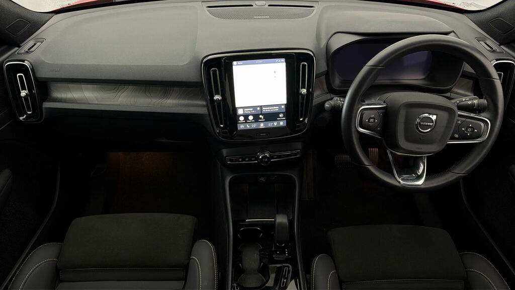 Volvo C40 Twin Ultimate Black #12