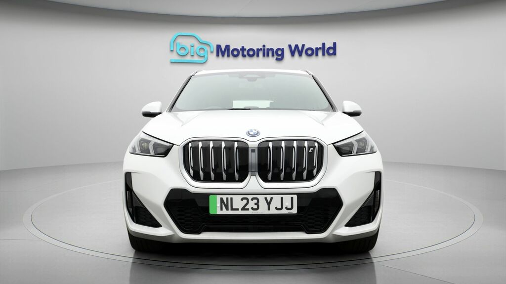 BMW iX1 M Sport White #2