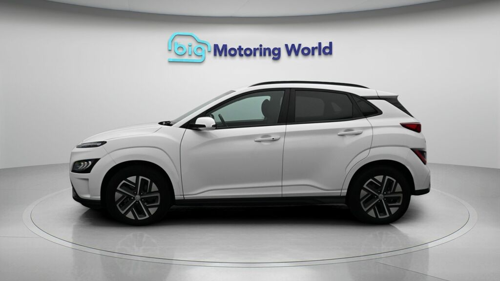 Hyundai Kona Premium DN23HPC White #4