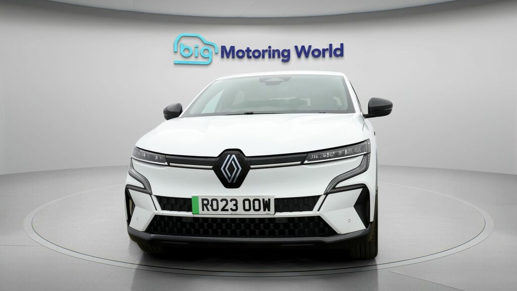 Renault Megane E-Tech Techno White #2