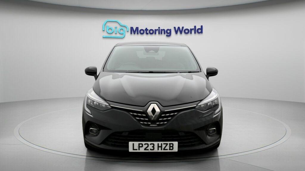 Renault Clio Techno Black #2