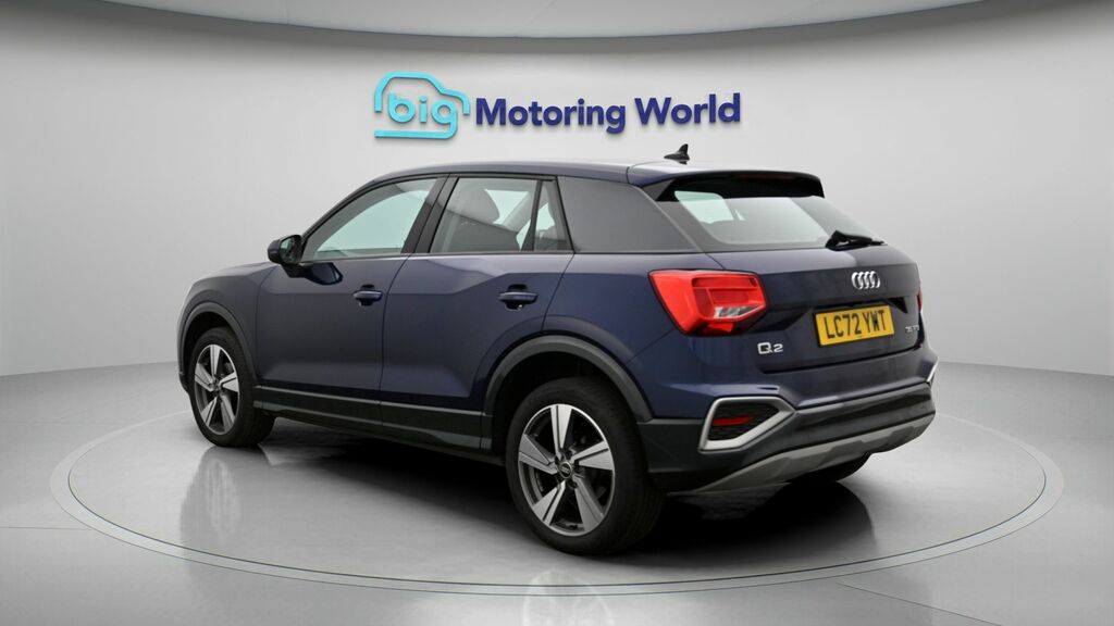 Audi Q2 Sport Blue #5