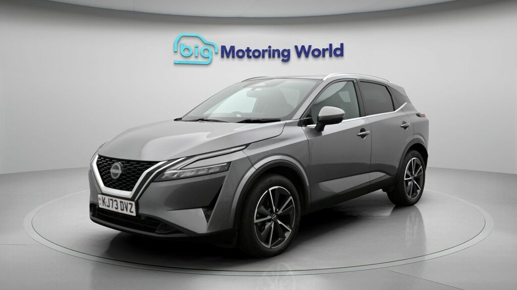 Nissan Qashqai Tekna Grey #3