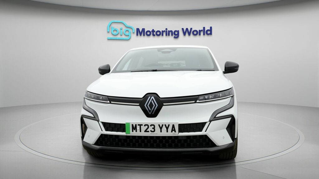 Renault Megane E-Tech Techno White #2