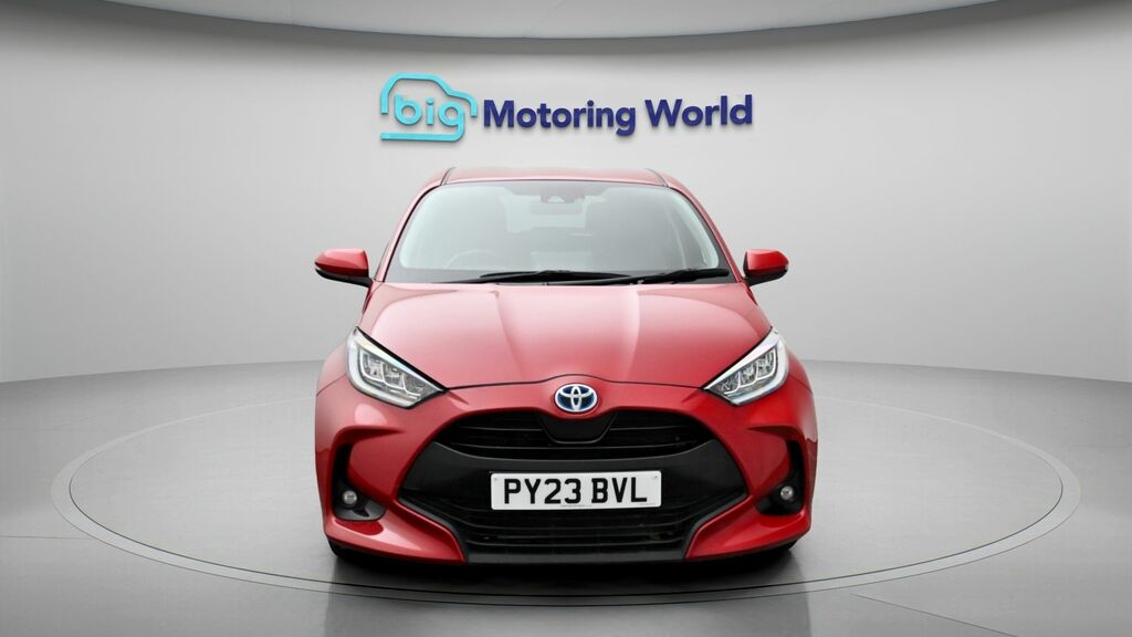 Toyota Yaris Design PY23BVL Red #2