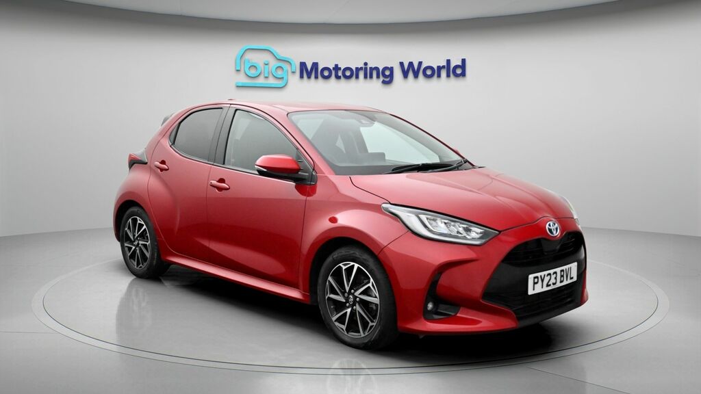 Toyota Yaris Design Red