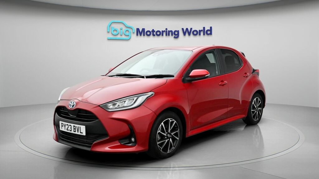 Toyota Yaris Design PY23BVL Red #3