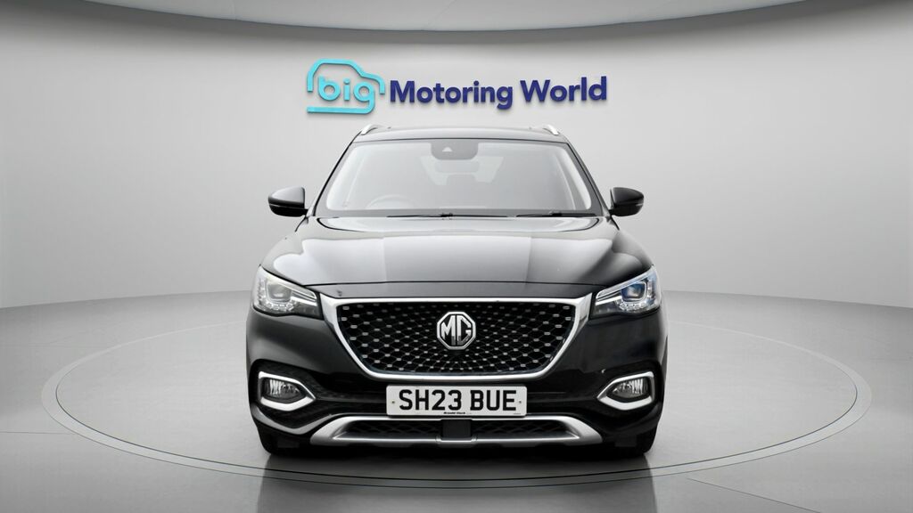 MG HS Exclusive SH23BUE Black #2